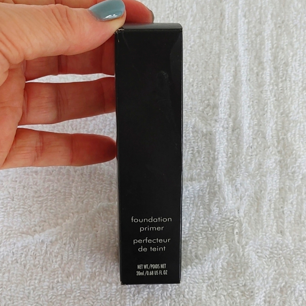 Bobby Pins & Blush Face Primer Size 20 ml
